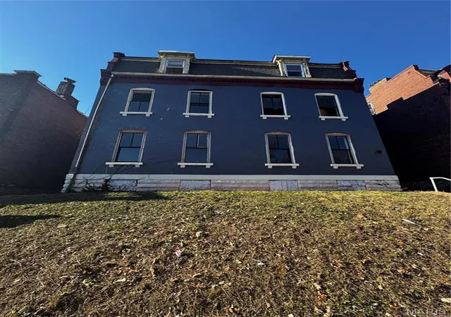 1st image of 3735 Wisconsin Ave, Saint Louis, MO 63118 | MLS# MIS24075463