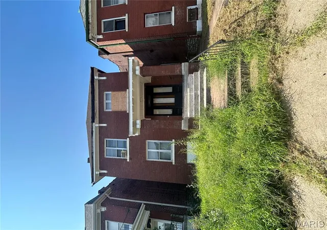 Single Family Residence at 4166 Farlin Ave, Saint Louis, MO 63115 | MLS# MIS24075497 | | Sold on 2025-12-15