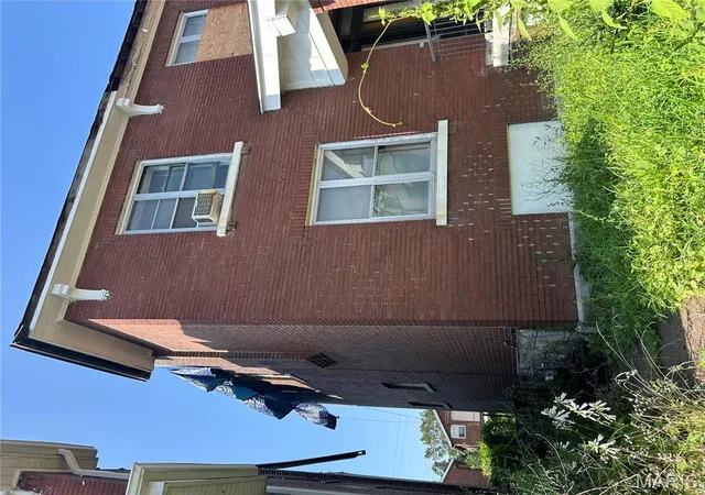 Photo 2 of Single Family Residence at 4166 Farlin Ave, Saint Louis, MO 63115 | MLS# MIS24075497 | | Sold on 2025-12-15