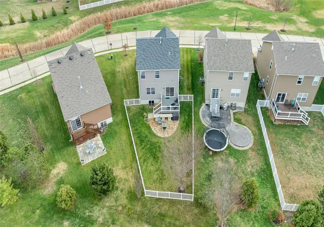 Photo 3 of Single Family Residence at 207 Miravista Grove Dr, Saint Peters, MO 63376 | MLS# MIS24075542 |  | Sold on 2025-01-21