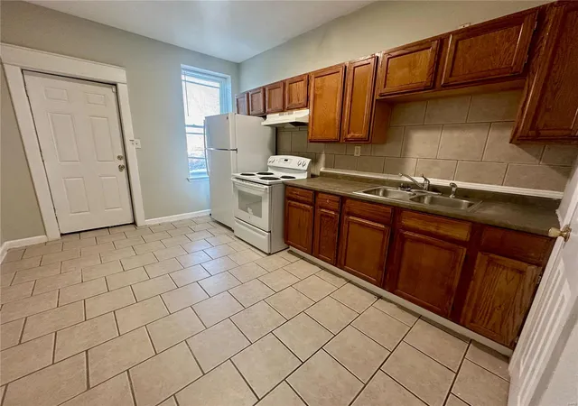 Photo 4 of Multi Family at 4123 Labadie Ave, Saint Louis, MO 63115 | MLS# MIS24075780 |  | Sold on 2025-07-08