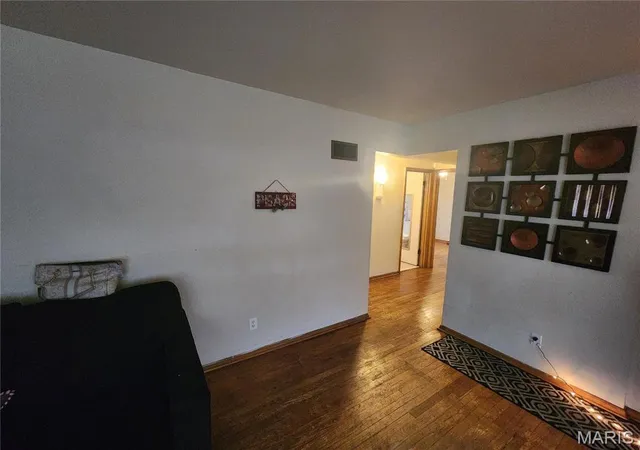 Photo 2 of Single Family Residence at 11665 Larimore Rd, Saint Louis, MO 63138 | MLS# MIS24075943 | | Sold on 2025-08-29