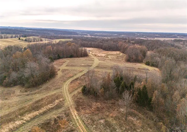 Photo 2 of Farm at 0 Deer Ln, New London, MO 63459 | MLS# MIS24075973 | | Sold on 2025-02-06