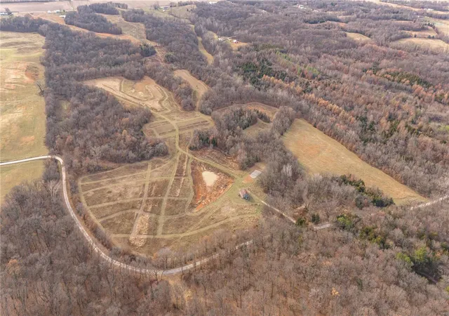 Photo 3 of Farm at 0 Deer Ln, New London, MO 63459 | MLS# MIS24075973 | | Sold on 2025-02-06