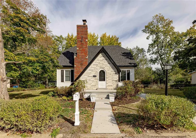 Photo 1 of Single Family Residence at 1119 Congress Ave, Saint Louis, MO 63138 | MLS# MIS24076085 | | Sold on 2025-01-16