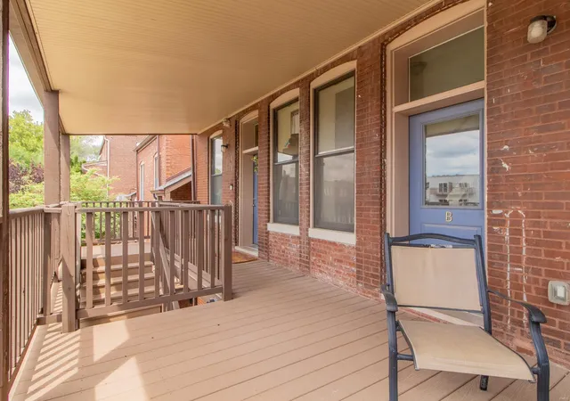 2nd image of 922 Allen Ave, Saint Louis, MO 63104 | MLS# MIS24076366
