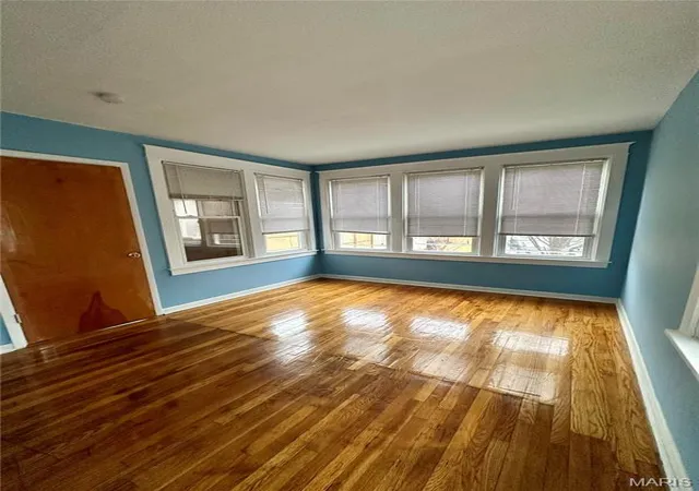 Photo 3 of Single Family Residence at 4025 Tholozan Ave, Saint Louis, MO 63116 | MLS# MIS24076414 |  | Sold on 2025-08-28