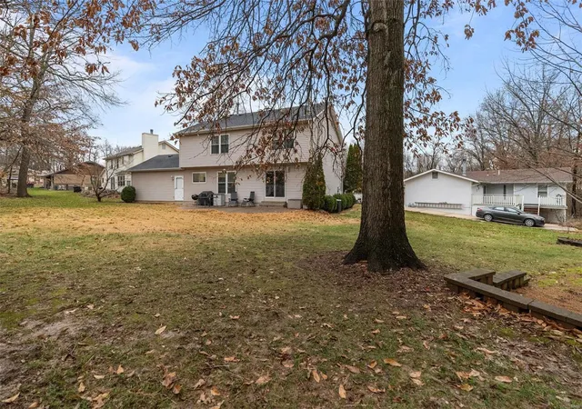 Photo 2 of Single Family Residence at 10775 Roxanna Dr, Saint Louis, MO 63128 | MLS# MIS24076809 |  | Sold on 2025-02-06