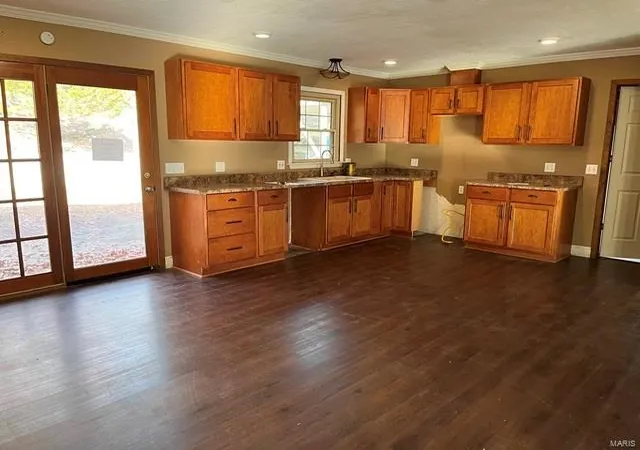 Photo 5 of Single Family Residence at 16929 Chalk Bluff Trl, Dexter, MO 63841 | MLS# MIS24076841 | | Sold on 2025-01-27
