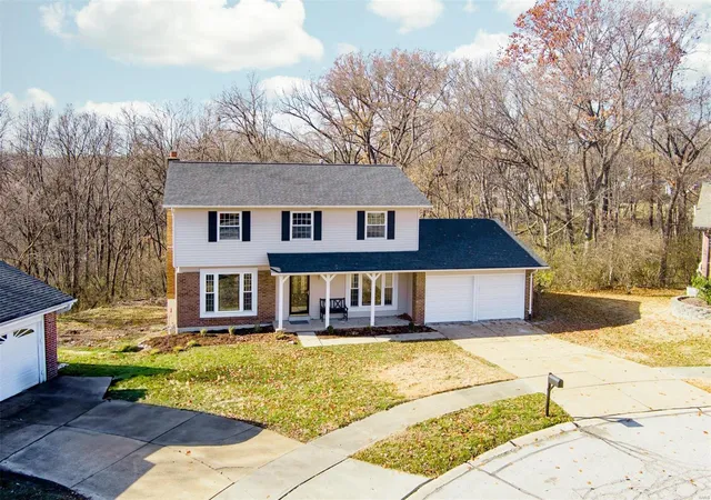 Photo 1 of Single Family Residence at 5127 Flametree Ct, Saint Louis, MO 63129 | MLS# MIS24076877 | | Sold on 2025-01-15