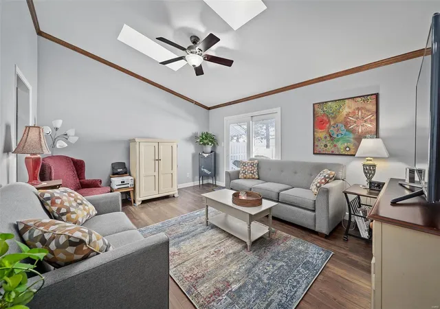 Photo 4 of Villa at 1637 Rosewall Dr, Saint Charles, MO 63303 | MLS# MIS24076893 | | Sold on 2025-05-01