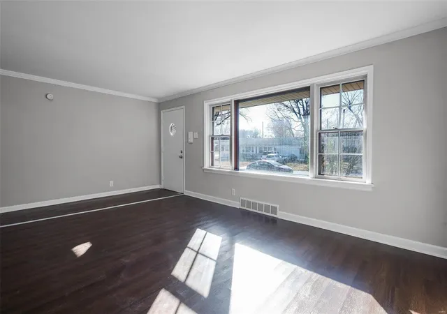 Photo 1 of Single Family Residence at 1209 Ensley Dr, Saint Louis, MO 63137 | MLS# MIS24076934 | | Sold on 2025-03-31