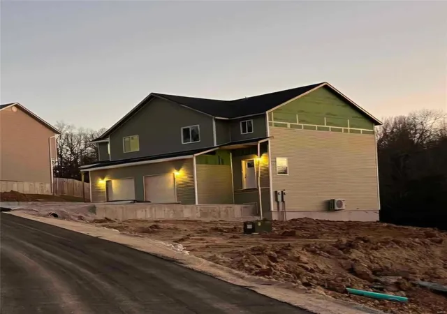 Photo 2 of Multi Family at 16191 Haidyn Rd #A&B, Saint Robert, MO 65584 | MLS# MIS24076944 | | Sold on 2025-01-29