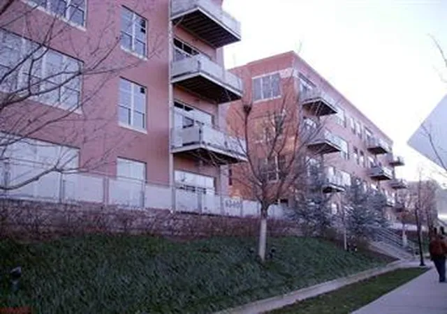 Photo 1 of Condominium at 6340 Clayton Rd #105, Saint Louis, MO 63117 | MLS# MIS12000526 | | Sold on 2013-03-15