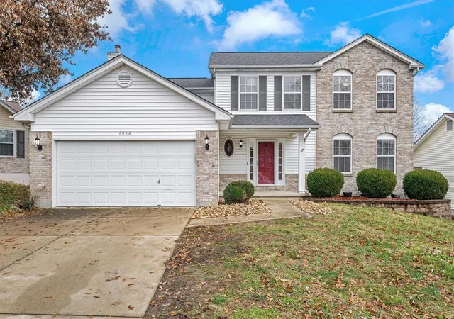 Single Family Residence at 6006 Cardinal Creek Dr, Saint Louis, MO 63129 | MLS# MIS24078564 | | Sold on 2025-01-30