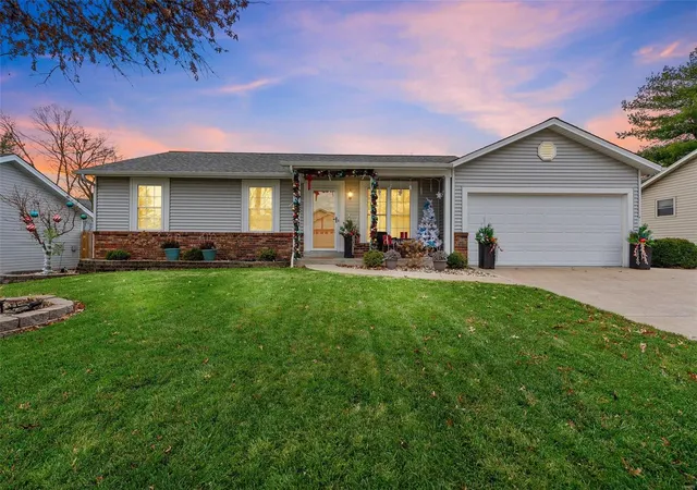 Single Family Residence at 1022 Pasture Ridge Dr, Saint Peters, MO 63304 | MLS# MIS24078624 | | Sold on 2025-01-30