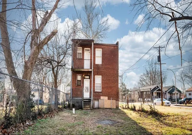 Photo 2 of Multi Family at 5947 Thekla Ave, Saint Louis, MO 63136 | MLS# MIS24078639 | | Sold on 2025-07-28