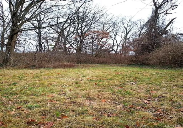 Photo 4 of Land at 4050 Cranberry Ln, Saint Louis, MO 63121 | MLS# MIS24078663 | | Sold on 2025-12-22