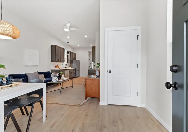 Photo 4 of Single Family Residence at 819 Regina Ave, Saint Louis, MO 63125 | MLS# MIS25000209 | | Sold on 2025-05-09