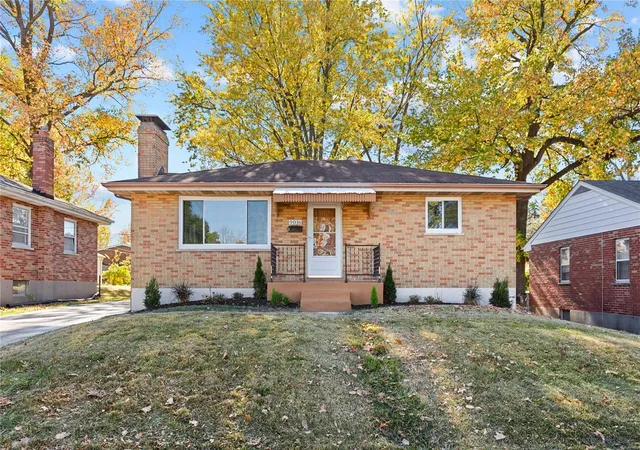 Single Family Residence at 9016 Harold Dr, Saint Louis, MO 63134 | MLS# MIS25000377 | | Sold on 2025-02-05