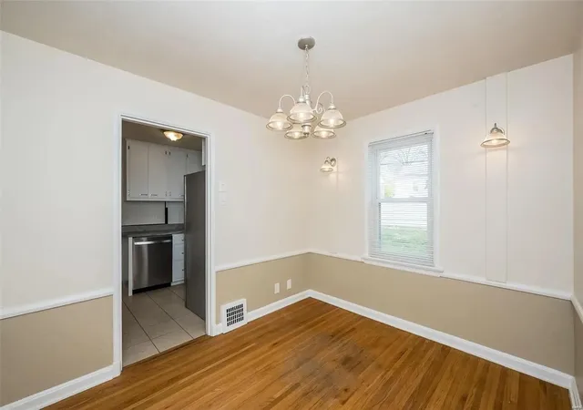 Photo 3 of Single Family Residence at 7125 Holly Hills Ave, Saint Louis, MO 63123 | MLS# MIS25000542 | | Sold on 2025-02-14