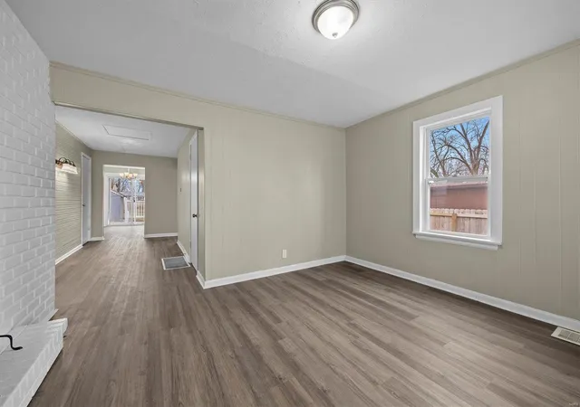 Photo 3 of Single Family Residence at 2127 Lynn St, East Saint Louis, IL 62206 | MLS# MIS25000689 | | Sold on 2025-04-11