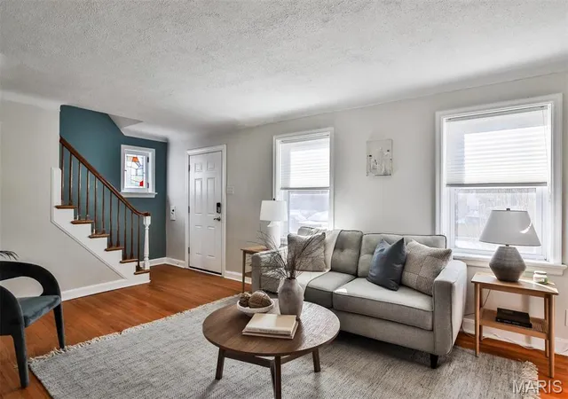 Photo 4 of Single Family Residence at 5731 Pernod Ave, Saint Louis, MO 63139 | MLS# MIS25000726 | | Sold on 2025-04-18