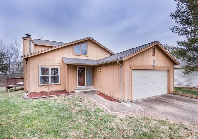Photo 1 of Single Family Residence at 11356 Meadowside Dr, Saint Louis, MO 63146 | MLS# MIS25000973 | | Sold on 2025-02-13