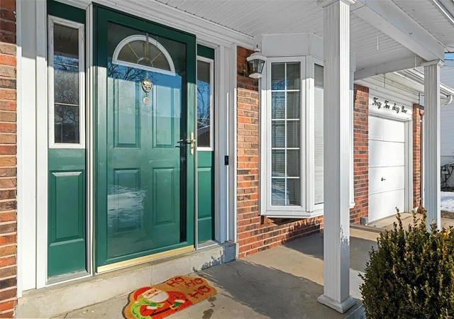 Photo 3 of Single Family Residence at 4269 Massabielle Dr, Saint Louis, MO 63129 | MLS# MIS25001016 |  | Sold on 2025-01-31