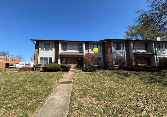 Photo 1 of Townhouse at 33 Timberbrook Dr #C, Saint Peters, MO 63376 | MLS# MIS25001050 |  | Sold on 2025-05-27