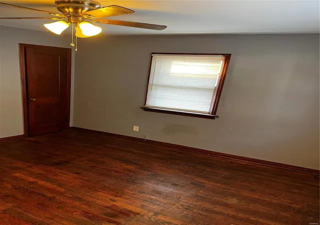 Photo 3 of Single Family Residence at 156 Fermo Ave, Saint Louis, MO 63135 | MLS# MIS25001285 | | Sold on 2025-02-14
