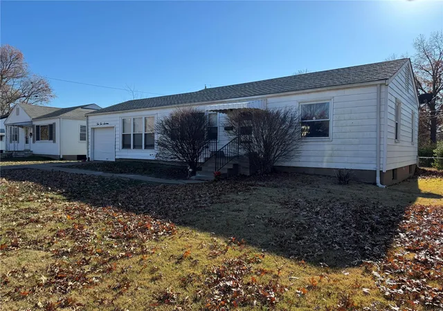 Photo 1 of Single Family Residence at 10216 Ashbrook Dr, Saint Louis, MO 63137 | MLS# MIS25001439 | | Sold on 2025-02-03