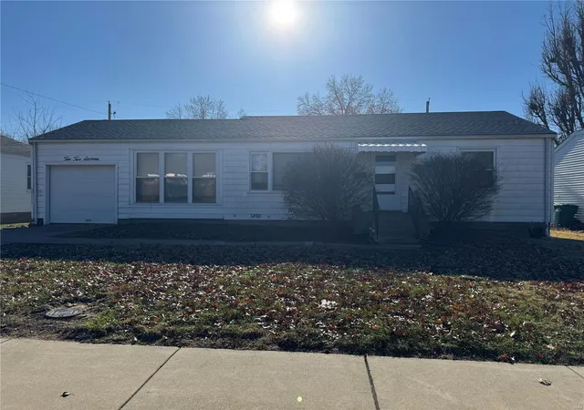 Photo 2 of Single Family Residence at 10216 Ashbrook Dr, Saint Louis, MO 63137 | MLS# MIS25001439 | | Sold on 2025-02-03
