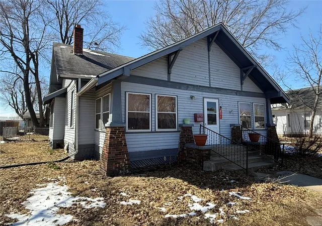 Photo 1 of Single Family Residence at 231 S Sturgeon St, Montgomery City, MO 63361 | MLS# MIS25001442 | | Sold on 2025-04-28