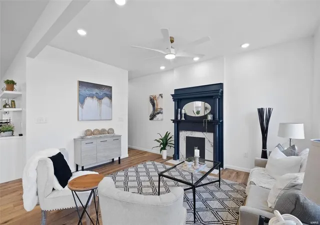 Photo 3 of Single Family Residence at 3446 Greenwood Blvd, Saint Louis, MO 63143 | MLS# MIS25001543 | | Sold on 2025-05-14