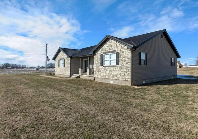 Photo 3 of Single Family Residence at 32936 County Rd 207, Advance, MO 63730 | MLS# MIS25001552 | | Sold on 2025-04-03
