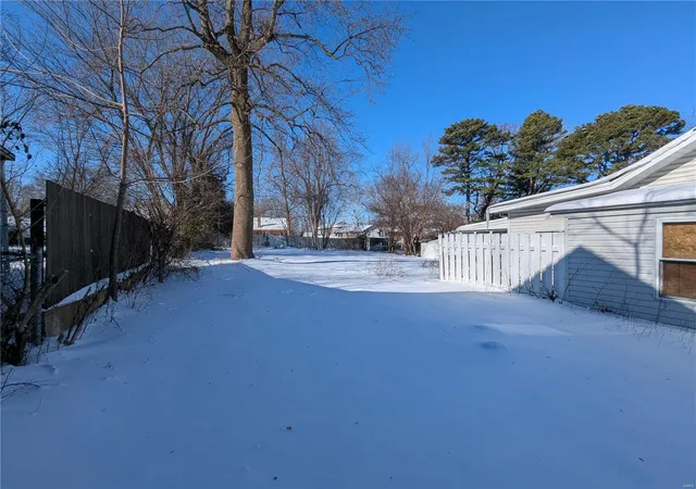 Photo 3 of Single Family Residence at 3347 Wismer Rd, Saint Ann, MO 63074 | MLS# MIS25001638 | | Sold on 2025-04-14