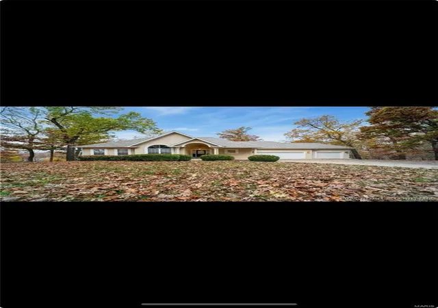 Photo 1 of Single Family Residence at 115 Springridge Ln, Sunrise Beach, MO 65079 | MLS# MIS25002415 | | Sold on 2025-01-15