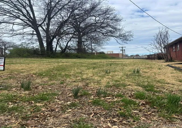 Photo 2 of Land at 8015 Hicks Ave, Saint Louis, MO 63117 | MLS# MIS25002537 | | Sold on 2025-07-03