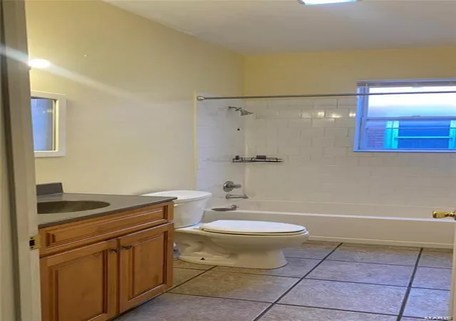 Photo 4 of Multi Family at 3016 Henrietta, Saint Louis, MO 63104 | MLS# MIS25003032 |  | Sold on 2025-04-07