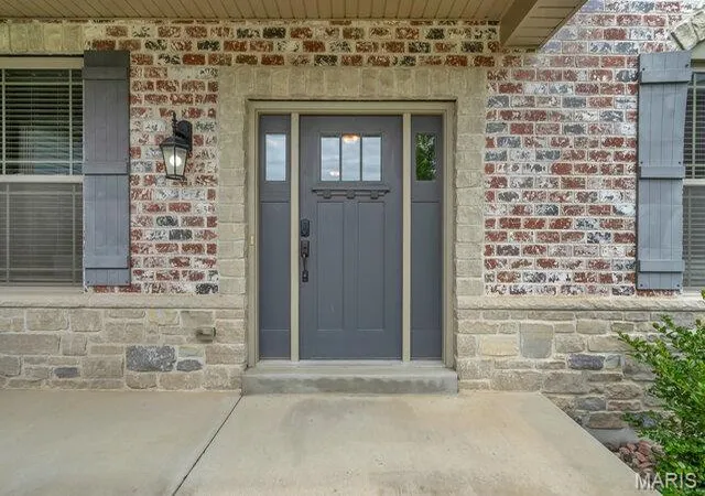 Photo 1 of Single Family Residence at 44 Chessington Ct, Lake Saint Louis, MO 63367 | MLS# MIS25003124 | | Sold on 2025-08-19