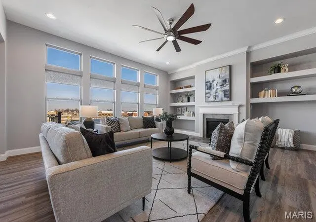 Photo 4 of Single Family Residence at 44 Chessington Ct, Lake Saint Louis, MO 63367 | MLS# MIS25003124 | | Sold on 2025-08-19