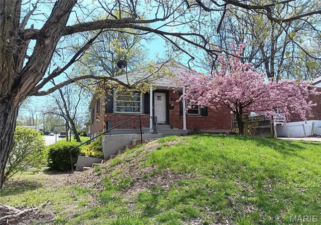 Photo 1 of Single Family Residence at 9100 Gedde Ave, Saint Louis, MO 63134 | MLS# MIS25003189 | | Sold on 2025-09-05