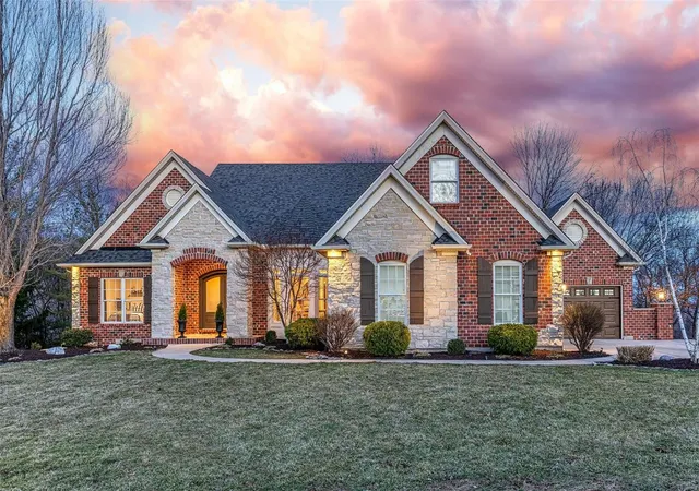 Photo 3 of Single Family Residence at 4038 Austin Dr, Saint Charles, MO 63304 | MLS# MIS25003289 |  | Sold on 2025-05-01