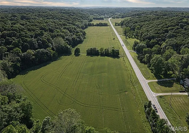 Photo 3 of Sale Pending at 18604 St Albans Rd, Glencoe, MO 63038 | MLS# MIS25003531 | Listing updated on 2026-07-23