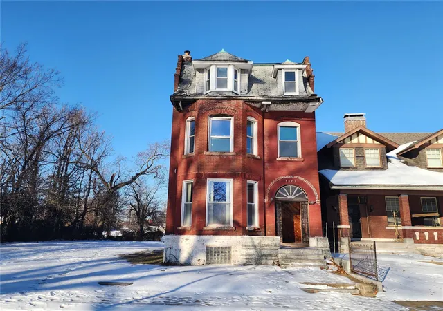 Single family home for sale at 3027 Rauschenbach Ave, Saint Louis, MO 63107 | MLS# MIS25003591 | Listing updated on 2025-07-29