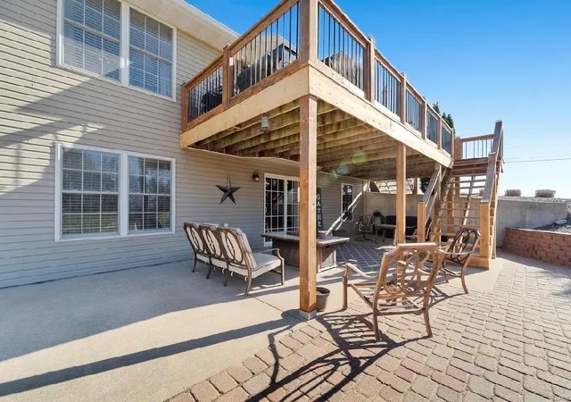 Photo 4 of Single Family Residence at 850 White Rd, Montgomery City, MO 63361 | MLS# MIS25004005 | | Sold on 2025-03-20