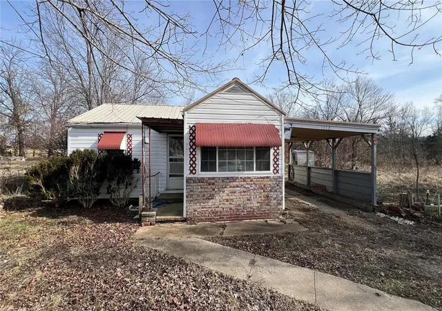 Photo 1 of Single Family Residence at 1113 Willow St, Fredericktown, MO 63645 | MLS# MIS25004016 |  | Sold on 2025-03-28