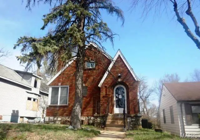 Single Family Residence at 7205 Emma Ave, Saint Louis, MO 63136 | MLS# MIS25004074 | | Sold on 2025-09-04
