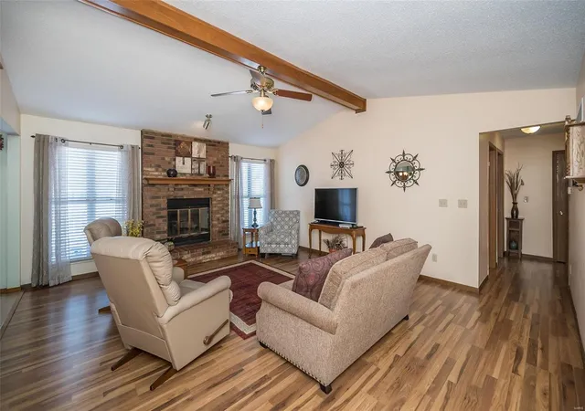 Photo 2 of Single Family Residence at 773 Bear Mountain Dr, Saint Peters, MO 63376 | MLS# MIS25004289 | | Sold on 2025-04-04
